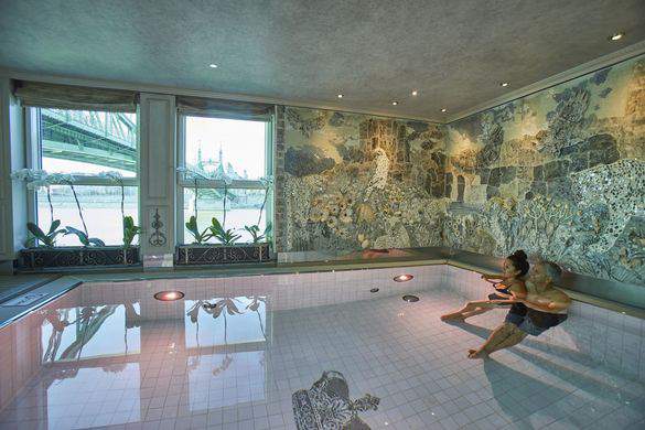 Uniworld Boutique River Cruises - S.S. Marie Theresa - Pool 1.jpg